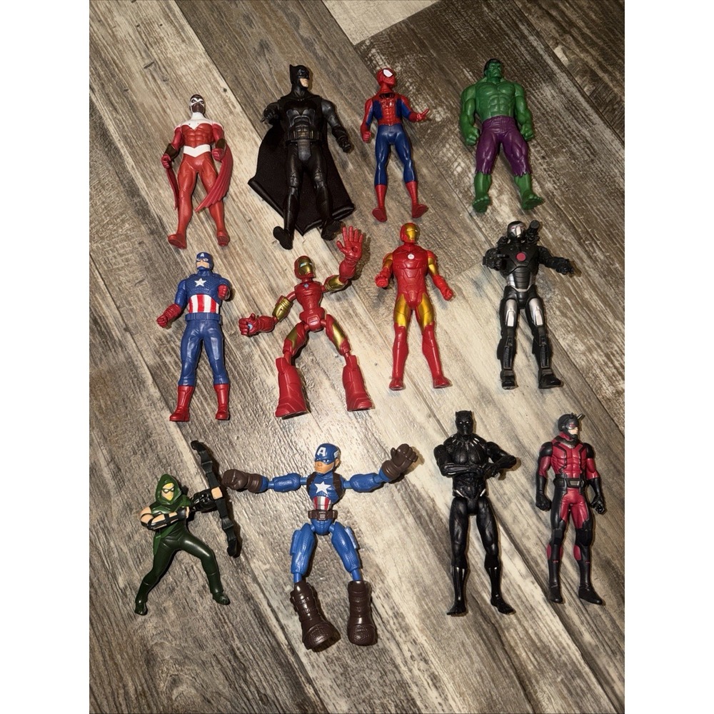 Lot Of 12 Superhero/Marvel/DC Action Figures MID To Late 2000s Spider-Man Etc